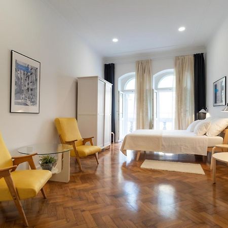Mimi Carera Apartment & Room Ровінь Екстер'єр фото