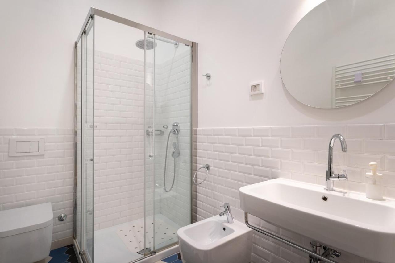 Mimi Carera Apartment & Room Ровінь Екстер'єр фото